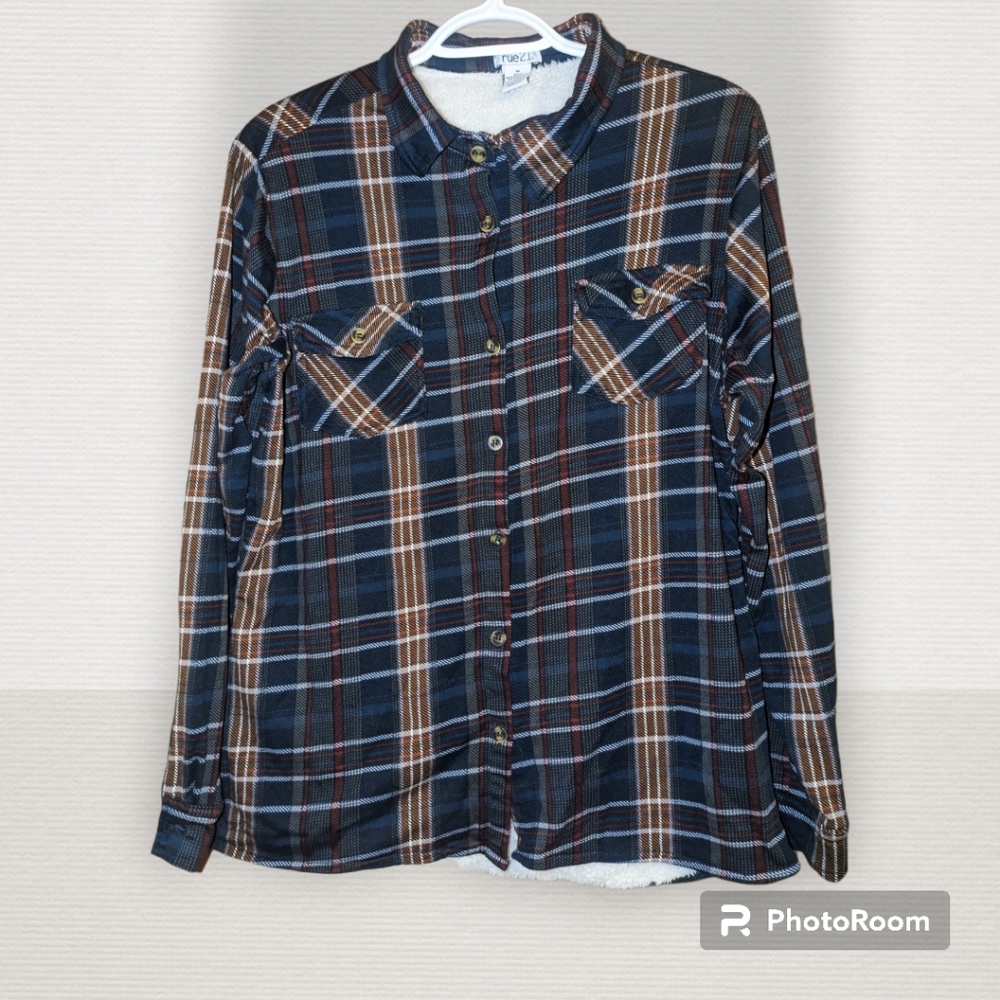 Rue21 Fleece Lined Flannel Button down, Size Medium